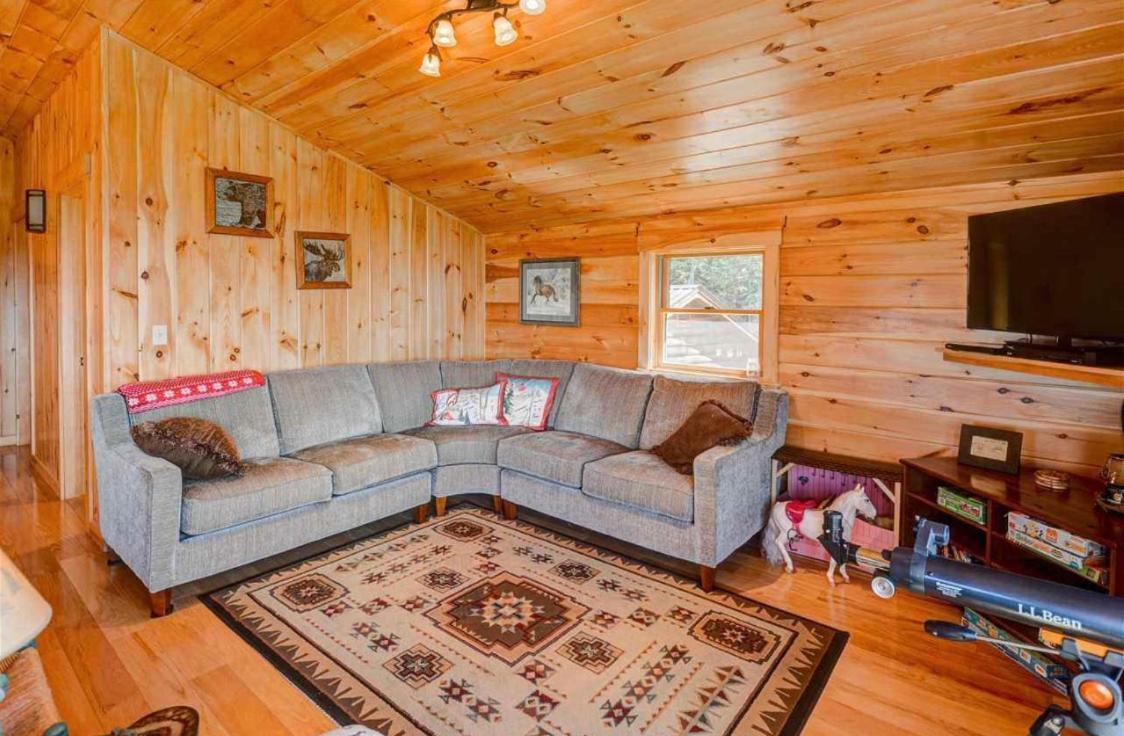 Oe Beautiful Modern Log Home On 17 Acres Private Views Fire Pit Ping Pong Ac Whitefield Exterior photo